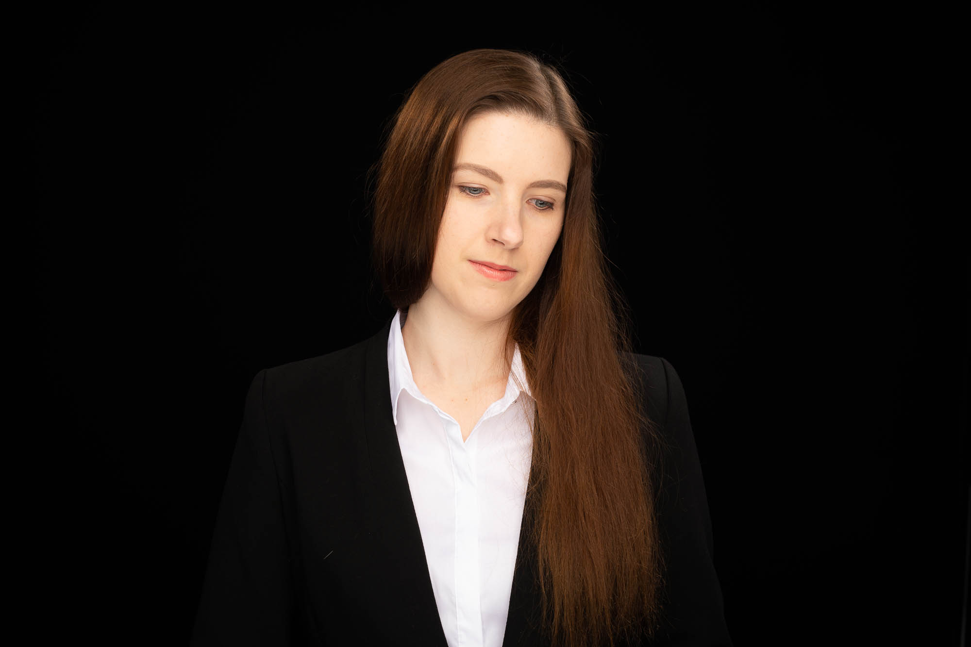 Export x3 Headshots Romina 202001119 Capture 2